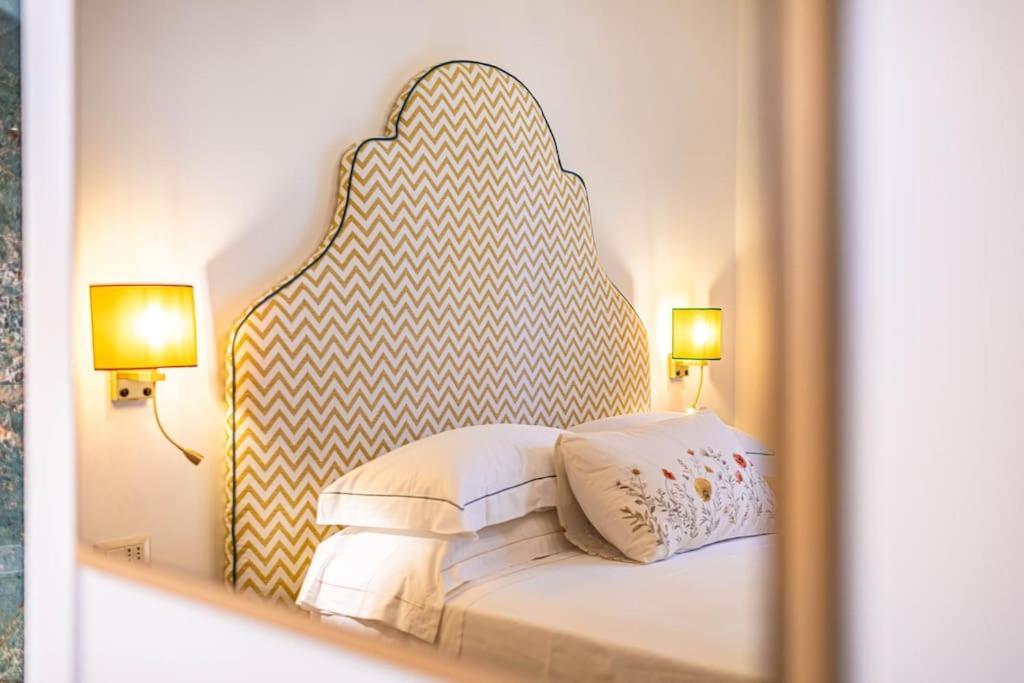 Riboty 10 - Suites 3 * Rom