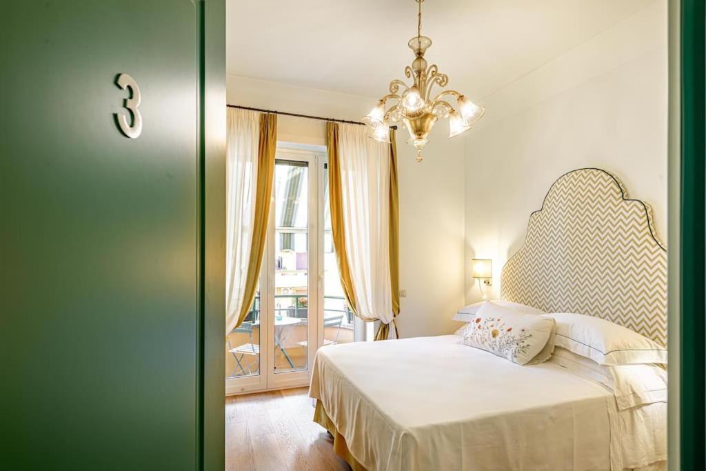 Riboty 10 - Suites 3 Apartment
